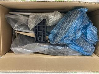 Lot 417  
            Birmingham SR103  - Collection or Optional Delivery Available 

                
DEVAISE FURNITURE HOME OFFICE DESK CHAIR BLK ORIGINAL RRP £40