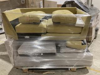 Lot 440  
            Birmingham SR103  - Collection or Optional Delivery Available 

                
PALLET OF OAK FURNITURELAND PARTS TO INCLUDE PART NEBRASKA PILLOW BACK LEFT FACIN...