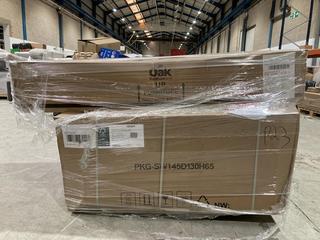 Lot 93  
            Birmingham SR103  - Collection or Optional Delivery Available 

                
PALLET OF OAK FURNITURELAND PARTS TO INCLUDE PART LEO CORNER SOFA IN BILLY JOE DO...