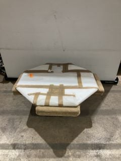 Lot 130  
            Birmingham - Collection Only 

                
COFFEE TABLE GLASS TOP