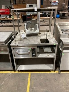 Lot 14  
            Birmingham - Collection Only 

                
STAINLESS STEEL FOOD PREP UNIT WITH HEAT SETTING CONTROLS