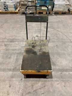 Lot 179  
            Birmingham - Collection Only 

                
HYDRAULIC SCISSOR LIFT TABLE