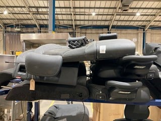 Lot 57  
            Birmingham - Collection Only 

                
REAR CAR SEATS