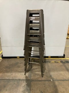 Lot 88  
            Birmingham - Collection Only 

                
6 X METAL BAR STOOLS
