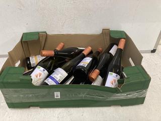 Lot 122  
            Birmingham SR110 - Optional Home Delivery 

                
12 X BOTTLES OF TETE-A-TETE 2023 12% VOL 750ML WHITE WINE.(WE OPERATE A CHALLENGE...