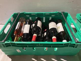 Lot 279  
            Birmingham SR110 - Optional Home Delivery 

                
12 X BOTTLES OF MIXED WINE TO INCLUDE MEDICI RICCARDI 2023 13% VOL 750ML RED WINE...