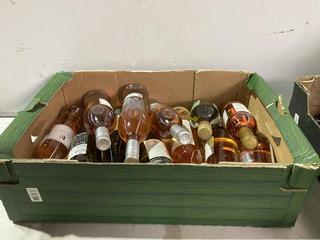 Lot 290  
            Birmingham SR110 - Optional Home Delivery 

                
12 X BOTTLES OF MIXED WINE TO INCLUDE HACIENDA UVANIS 12.5% VOL 750ML ROSE WINE.(...