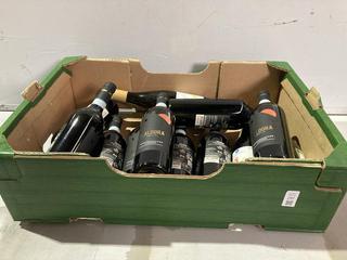 Lot 297  
            Birmingham SR110 - Optional Home Delivery 

                
12 X BOTTLES OF MIXED WINE TO INCLUDE CALDORA 13.5% VOL 750ML RED WINE.(WE OPERAT...