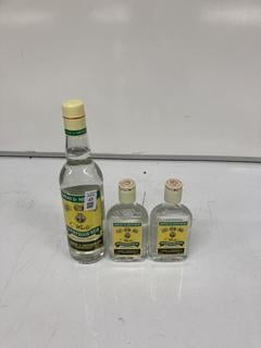 Lot 49  
            Birmingham SR110 - Optional Home Delivery 

                
1 X BOTTLE OF WRAY & NEPHEW WHITE OVERPROOF RUM 63% VOL 700ML 2 X BOTTLES OF WRAY...