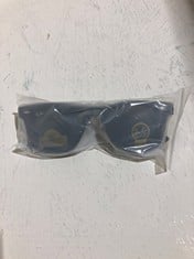 Lot 12  
            BIRMINGHAM SR111 - PARCEL DELIVERY ONLY 

                
RAY BAN TECH SUNGLASSES.CARBON FIBRE COLLECTION..