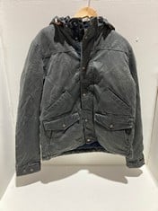 Lot 131  
            BIRMINGHAM SR111 - PARCEL DELIVERY ONLY 
                
FATFACE JACKET CHARCOAL GREY SIZE LARGE.