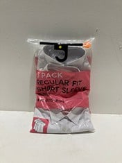 Lot 153  
            BIRMINGHAM SR111 - PARCEL DELIVERY ONLY 

                
37 X ITEMS TO INCLUDE M&S WHITE SHIRTS.