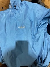 Lot 162  
            BIRMINGHAM SR111 - PARCEL DELIVERY ONLY 

                
14X MEN’S CLOTHING ITEMS TO INCLUDE TAB RAIN JACKET SIZE UK XL.