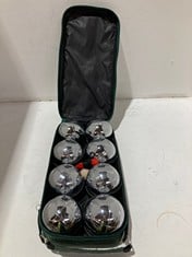 Lot 217  
            BIRMINGHAM SR111 - PARCEL DELIVERY ONLY 
                
BOULES SET.