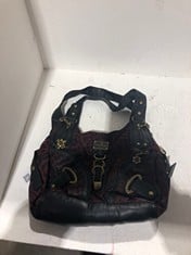 Lot 235  
            BIRMINGHAM SR111 - PARCEL DELIVERY ONLY 
                
ANGEL KISS HANDBAG.