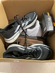 Lot 296  
            BIRMINGHAM SR111 - PARCEL DELIVERY ONLY 

                
5 X ITEMS TO INCLUDE SNEAKER CLEANING KIT.