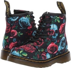 Lot 301  
            BIRMINGHAM SR111 - PARCEL DELIVERY ONLY 
                
DR. MARTENS GIRLS 1460 ANKLE BOOTS, BLACK (ROSE FANTASY BLACK T CANVAS 721), 7 CH...