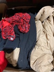 Lot 327  
            BIRMINGHAM SR111 - PARCEL DELIVERY ONLY 
                
20X WOMEN’S CLOTHING ITEMS INCLUDE NIKE TEE SHIRT.