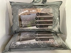 Lot 329  
            BIRMINGHAM SR111 - PARCEL DELIVERY ONLY 
                
2 X COMFORT CLOUD MEMORY FOAM PILLOW EXTRA FOAM.