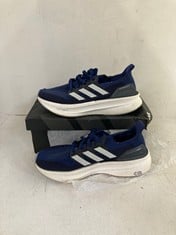 Lot 334  
            BIRMINGHAM SR111 - PARCEL DELIVERY ONLY 
                
ADIDAS ULTRA BOOST 5 TRAINERS UK 8.