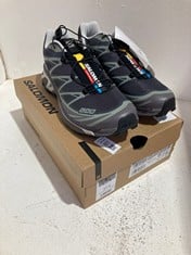 Lot 377  
            BIRMINGHAM SR111 - PARCEL DELIVERY ONLY 

                
SALOMON LAB NINE IRON EXCALIBUR RUNNING SHOES TRAINERS SIZE 5.5.