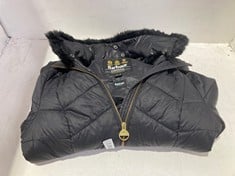 Lot 397  
            BIRMINGHAM SR111 - PARCEL DELIVERY ONLY 
                
BARBOUR WOMEN’S JACKET UK 8.