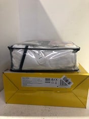 Lot 425  
            BIRMINGHAM SR111 - PARCEL DELIVERY ONLY 

                
2 X ITEMS TO INCLUDE ELECTRIC BLANKETS DOUBLE