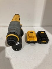 Lot 446  
            BIRMINGHAM SR111 - PARCEL DELIVERY ONLY 

                
DEWALT POWER DRILL WITH 2 BATTERIES.