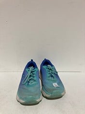 Lot 495  
            BIRMINGHAM SR111 - PARCEL DELIVERY ONLY 

                
SKECHERS ULTRA GO BLUE TRAINERS BLUE SIZE UK 7.