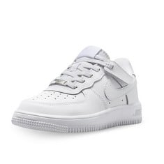 Lot 50  
            BIRMINGHAM SR111 - PARCEL DELIVERY ONLY 

                
NIKE FORCE 1 LOW EASYON SNEAKERS JUNIORS SIZE EURO- 33.