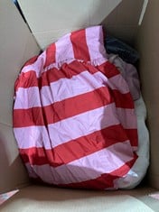 Lot 515  
            BIRMINGHAM SR111 - PARCEL DELIVERY ONLY 

                
15 X WOMENS CLOTHING ITEMS TO ITEMS TO INCLUDE TVER ISLAND FAUX LEATHER JACKET SI...