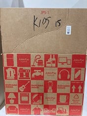 Lot 533  
            BIRMINGHAM SR111 - PARCEL DELIVERY ONLY 

                
15 ITEMS OF CHILDREN’S CLOTHING..