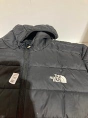 Lot 549  
            BIRMINGHAM SR111 - PARCEL DELIVERY ONLY 

                
2 X ITEMS THE NORTH FACE PUFFER JACKET AND ONE COAT.