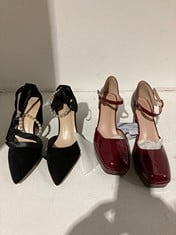 Lot 579  
            BIRMINGHAM SR111 - PARCEL DELIVERY ONLY 
                
2 X ITEMS TO INCLUDE PAIR OF BLACK SHOES WITH PEARL EFFECT STRAP SIZE 5.5 - 6.
