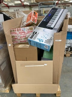 Lot 114  
            Chesterfield Tech - Collection or Optional Delivery Available 

                
PALLET OF ASSORTED TECH ITEMS. [JPTC86640] (LOCATION: TECH) (KERBSIDE PALLET DELI...