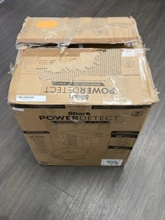 Lot 1  
            Chesterfield Tech - Parcel Delivery Only 

                
SHARK POWER DETECT PRO ROBOTIC VACUUM CLEANER (ORIGINAL RRP - £549) IN WHITE. (WI...