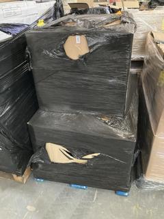 Lot 152  
            Chesterfield SR40 - Collection or Optional Delivery Available 

                
PALLET OF PLASTIC BUCKETS IN BLUE (LOCATION: A4)