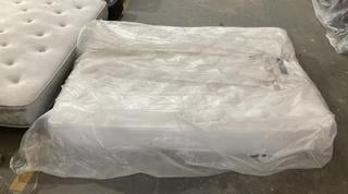 Lot 1  
            Chesterfield SR40 - Collection or Optional Delivery Available 

                
SILENTNIGHT MATTRESS IN WHITE - SIZE 200 X 150CM (LOCATION: B2)