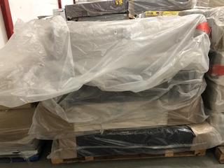 Lot 234  
            Chesterfield SR40 - Collection or Optional Delivery Available 

                
3 X PALLET OF ASSORTED ITEMS TO INCLUDE HEADBOARD IN BLACK BLACK (LOCATION: SR42)