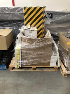 Lot 244  
            Chesterfield SR40 - Collection or Optional Delivery Available 

                
PALLET OF ASSORTED ITEMS TO INCLUDE PLEASE KEEP YOUR DISTANCE SIGN (LOCATION: SR42)