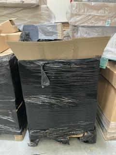 Lot 258  
            Chesterfield SR40 - Collection or Optional Delivery Available 

                
PALLET OF ASSORTED ITEMS TO INCLUDE CONTACT NIPPLE SHIELDS (LOCATION: SR42)