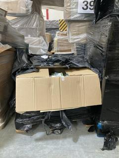 Lot 260  
            Chesterfield SR40 - Collection or Optional Delivery Available 

                
PALLET OF CHEEKY PANDA BAMBOO CLEANSING FACIAL WIPES EXP- 04/04/2027 (LOCATION: S...