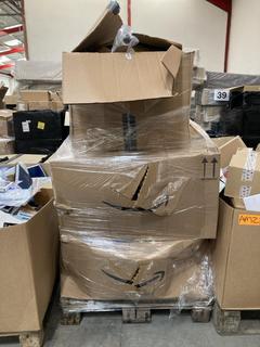 Lot 279  
            Chesterfield SR40 - Collection Only 

                
PALLET OF ASSORTED ITEMS TO INCLUDE TATE+LYLE CARAMEL SYRUP 750ML BBE- 31/10/2026...