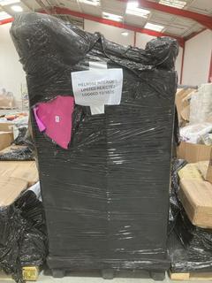 Lot 310  
            Chesterfield SR40 - Collection or Optional Delivery Available 

                
PALLET OF ASSORTED ITEMS TO INCLUDE JAZZ RUG 140 X 200CM (LOCATION: SR42)