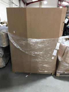 Lot 331  
            Chesterfield SR40 - Collection or Optional Delivery Available 

                
PALLET OF ASSORTED ITEMS TO INCLUDE CAT LITTER TRAY IN GREY (LOCATION: SR42)