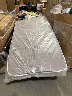 Lot 352  
            Chesterfield SR40 - Collection or Optional Delivery Available 

                
PALLET OF ASSORTED ITEMS TO INCLUDE SINGLE MATTRESS IN GREY (LOCATION: SR42)