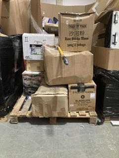 Lot 371  
            Chesterfield SR40 - Collection or Optional Delivery Available 

                
PALLET OF ASSORTED ITEMS TO INCLUDE RUSSELL HOBBS BLADELESS COOL AND HEAT FAN IN ...