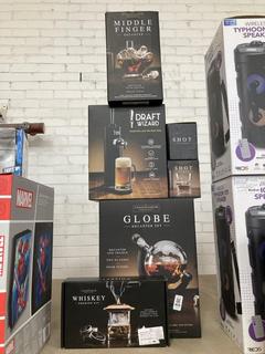 Lot 409  
            Chesterfield SR40 - Collection or Optional Delivery Available 

                
6 X ASSORTED ITEMS TO INCLUDE GLOBE DECANTER SET (LOCATION: B RACKING )