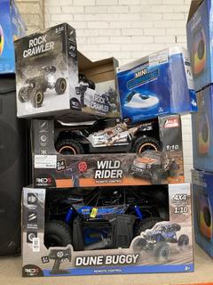 Lot 423  
            Chesterfield SR40 - Collection or Optional Delivery Available 

                
4 X ASSORTED ITEMS TO INCLUDE R/C MINI SUBMARINE (LOCATION: B RACKING )