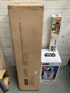 Lot 453  
            Chesterfield SR40 - Collection or Optional Delivery Available 

                
3 X ASSORTED ITEMS TO INCLUDE STAR WARS LIGHTSABER TABLE LIGHT (LOCATION: B RACKI...
